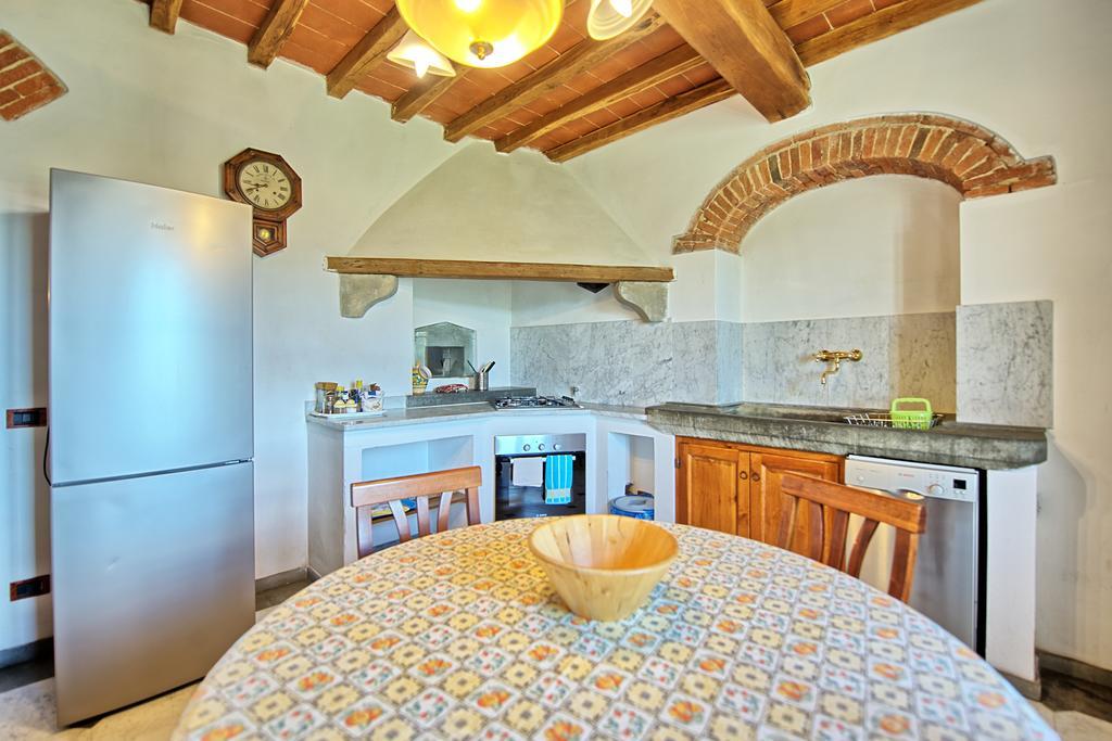 Villa Panzalla By Posarellivillas Santo Stefano A Tizzano Bagian luar foto